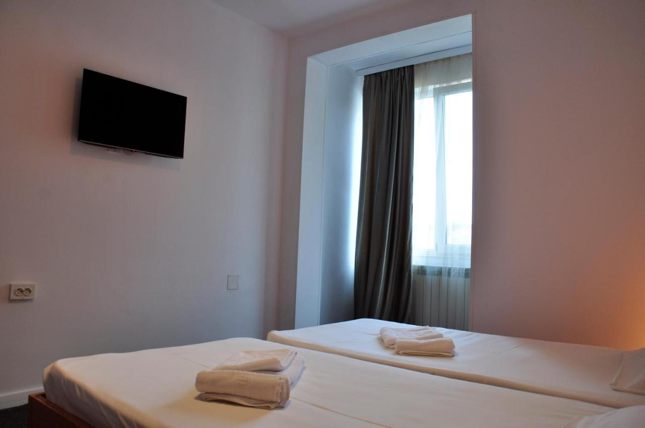 Hotel Manea Orşova Exterior foto