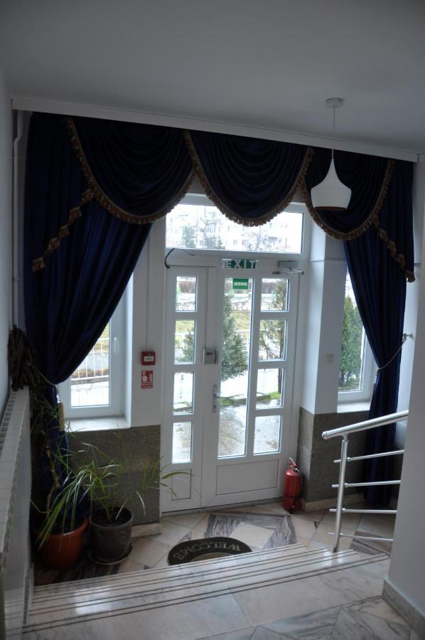Hotel Manea Orşova Exterior foto